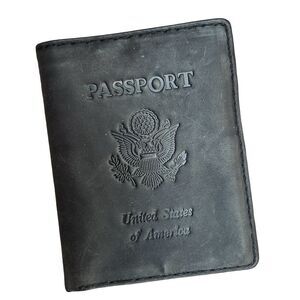 Columbia Passport Holder
